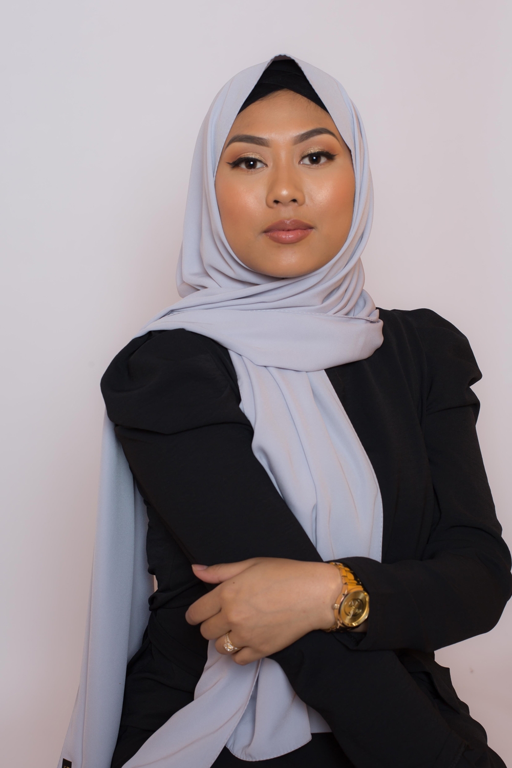 Hijab soie de médine gris 