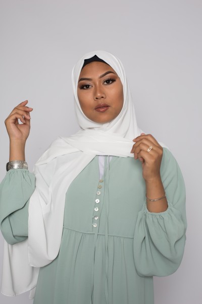 Cremeweißer Hijab aus Medina-Seide