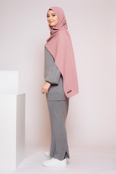 Dark pink medina silk hijab
