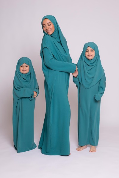 Grünes Hijab-Kinderkleid aus Medina-Seide mit integriertem Hijab