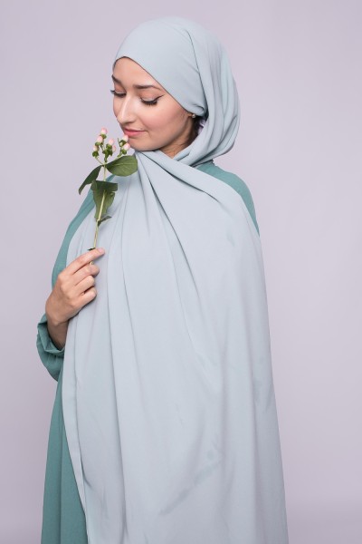Hijab ready to tie water green medina silk