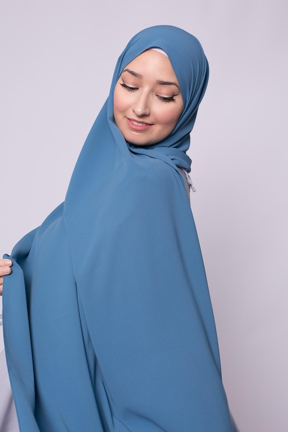 Hijab soie de médine bleu glacé