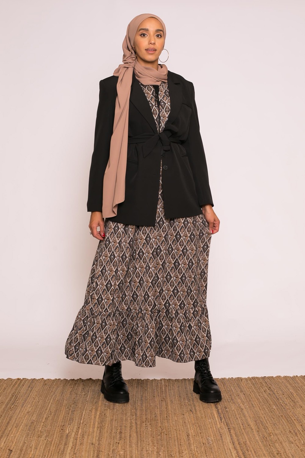 Veste blazer noir prêt à porter modeste fashion pour femme musulmane boutique hijab moderne