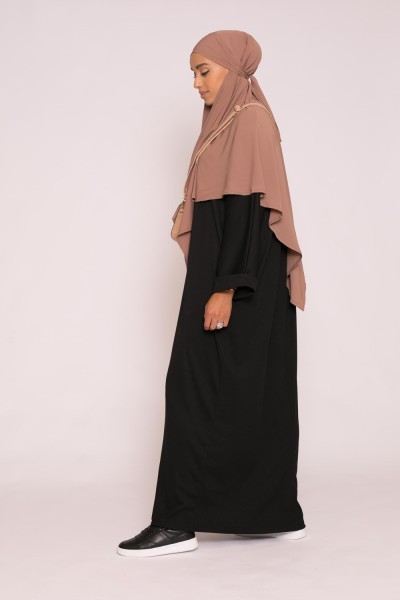 Black oversized abaya