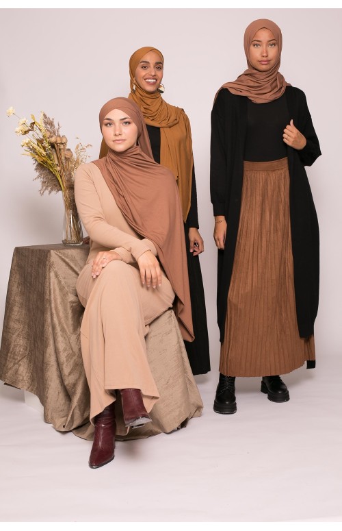 robe pull modeste d'hiver beige foncé prêt à porter pour femme musulmane