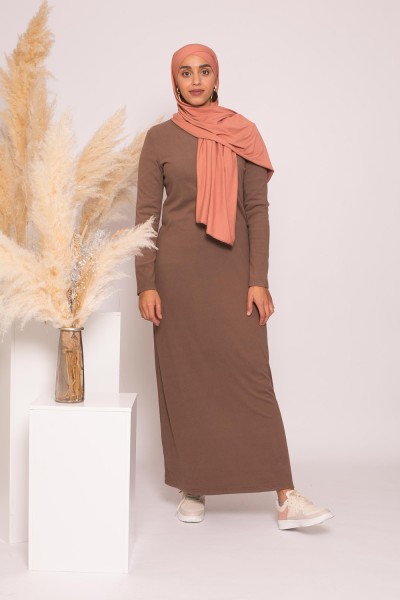 robe pull d'hiver marroné boutique vêtement pour femme musulmane