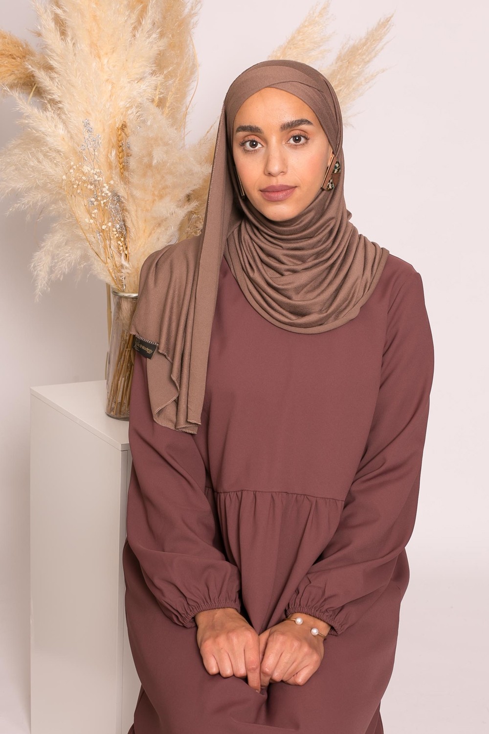 Hijab croisé jersey luxe soft prêt à nouer marron boutique femme musulmane