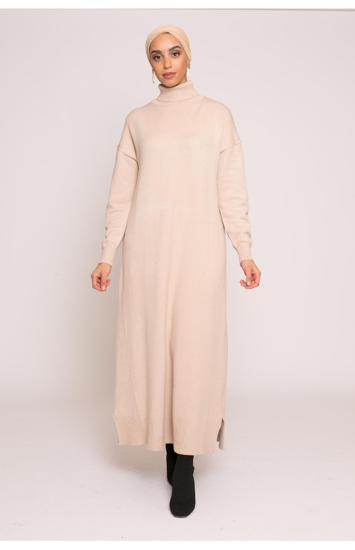 Robe pull col montant beige collection hiver pour femme musulmane 