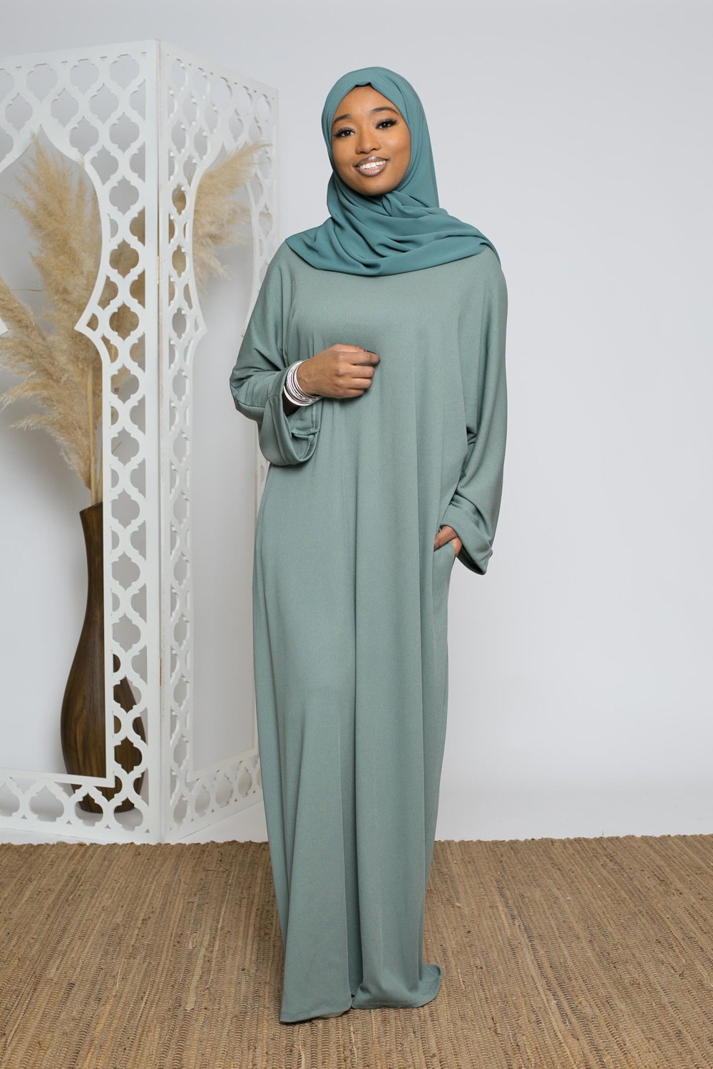 Abaya oversize vert