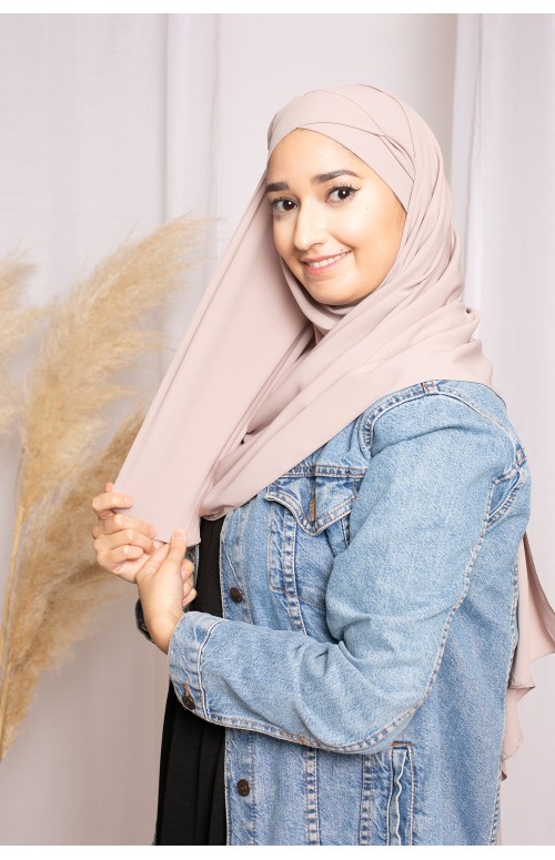 Hijab croisé à nouer soie de médine taupe beige