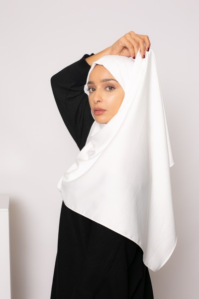 Hijab blanquecino brillante de primera calidad