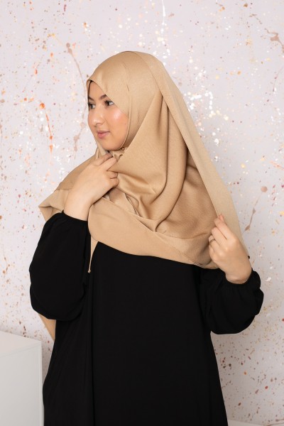Hochwertiger Hijab aus glänzendem Bernstein