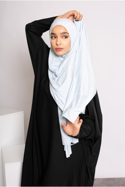 Hijab de punto azul claro suave