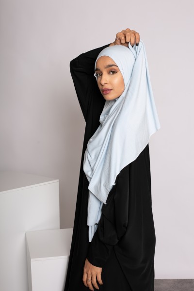Hijab de punto azul claro suave
