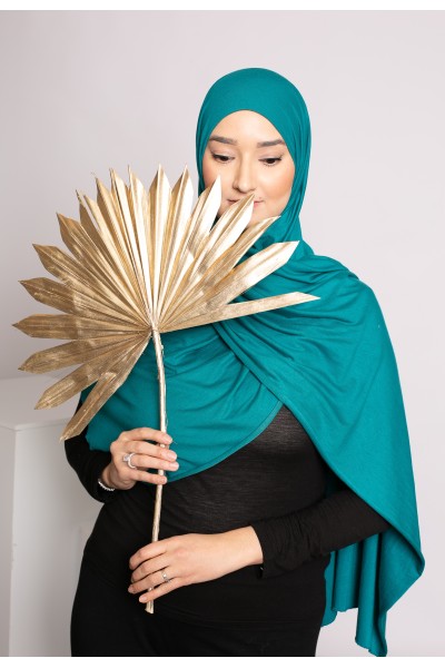 Hijab de punto verde esmeralda suave