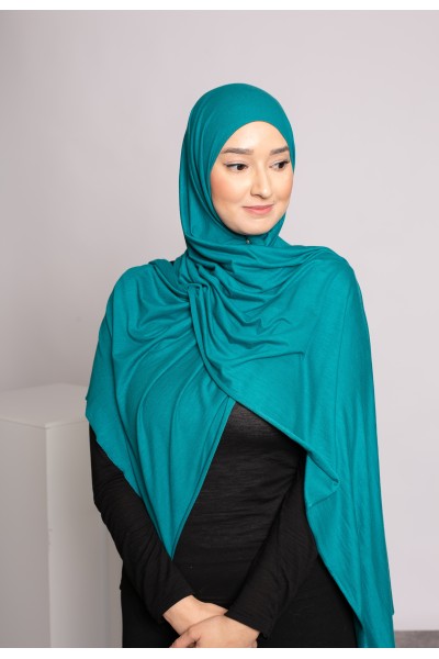 Hijab de punto verde esmeralda suave