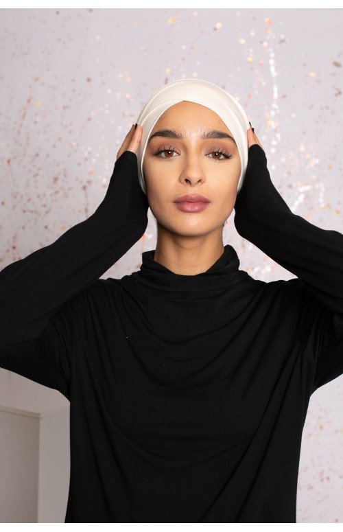 Bonnet croisé à nouer écru accessoire sous hijab