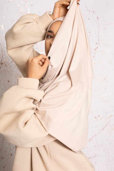 Hijab de punto suave gris topo
