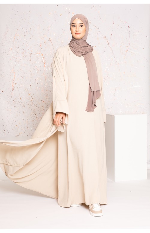 Ensemble robe kimono long moderne pour jeune femme musulmane