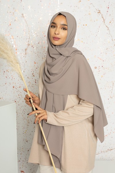 Taupefarbener Hijab aus Medina-Seide, Farbton 7
