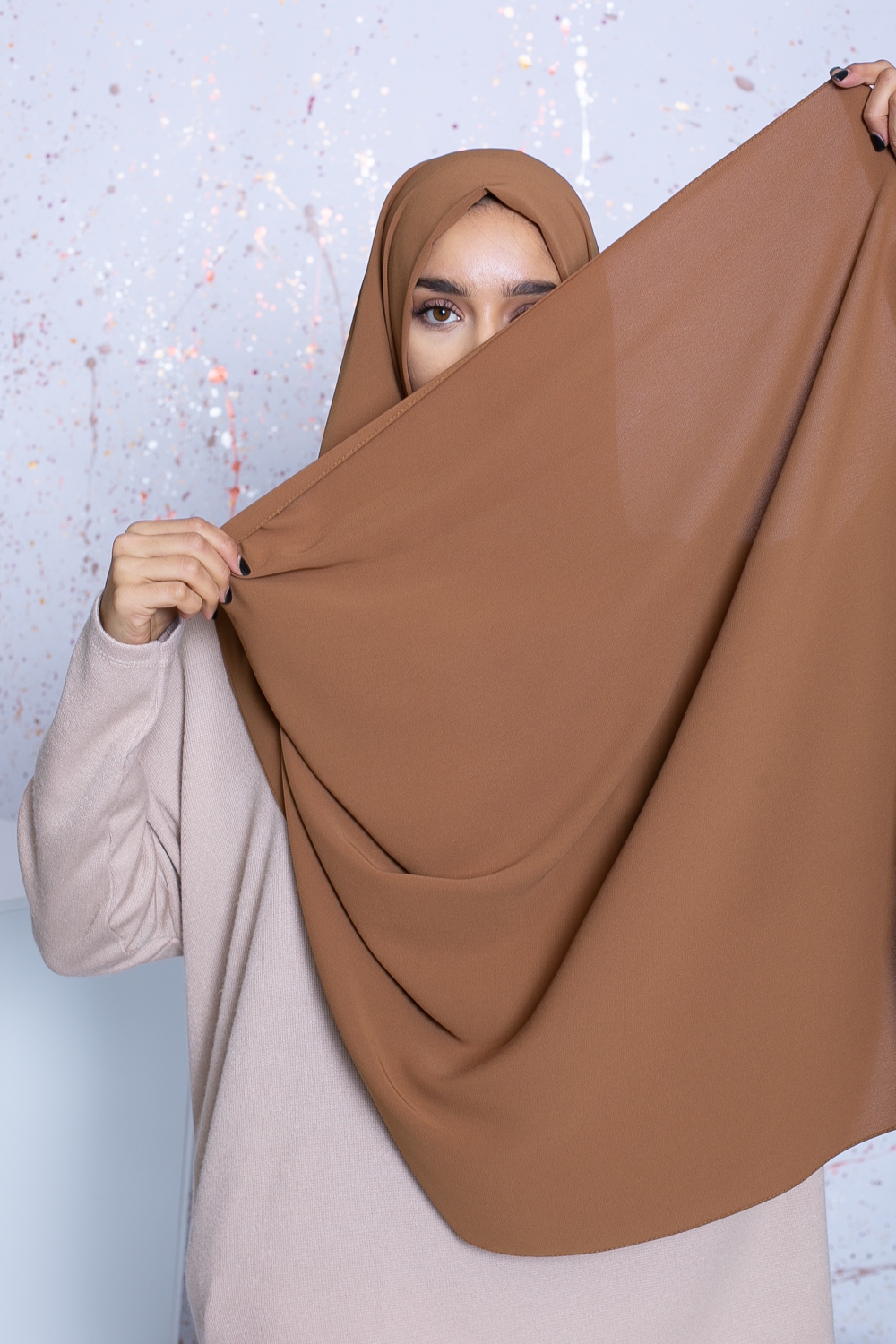 Hijab soie de médine camel teinte 2