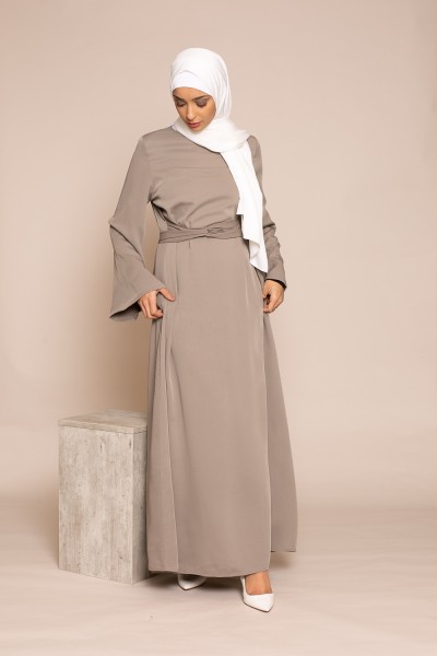 Flared dress with wide taupe sleeves