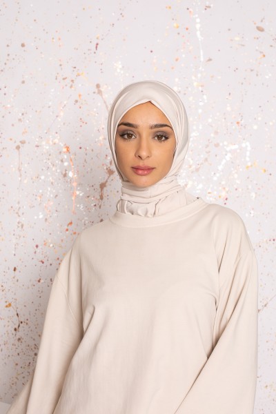 Easy beige hijab