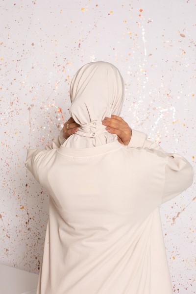 Hijab beige fácil