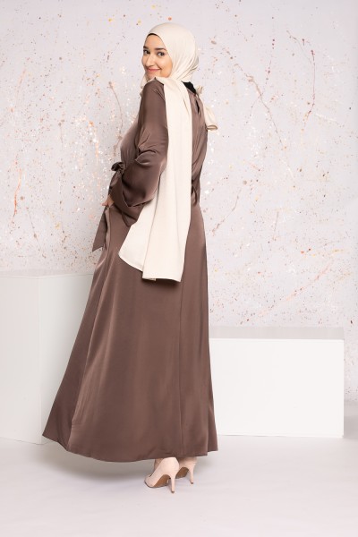 Abaya de lujo de satén marrón