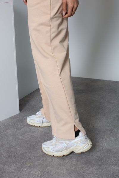 Pantalón jogging ancho beige