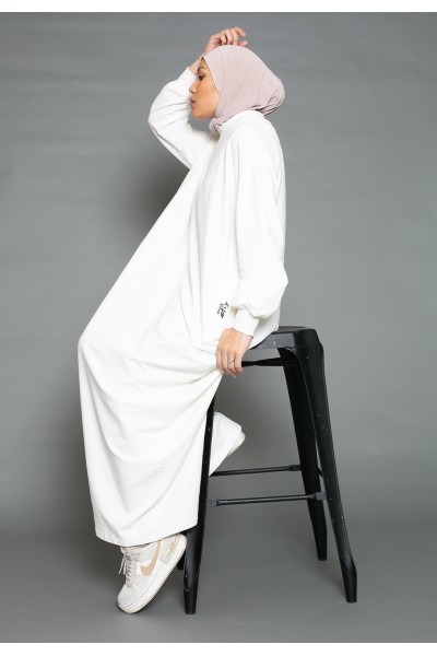 Vestido sudadera oversize blanco roto