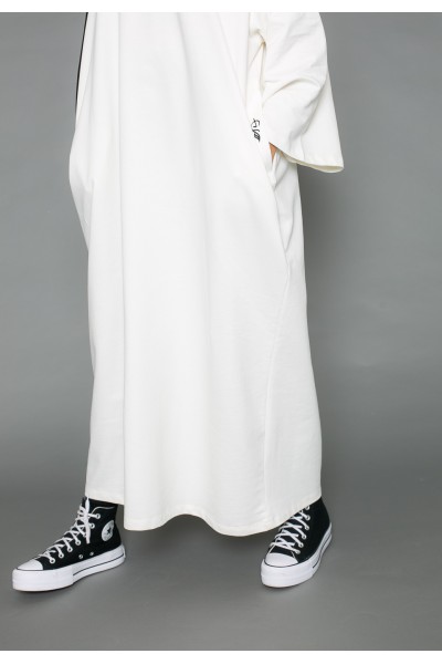 Vestido sudadera oversize blanco roto manga ancha