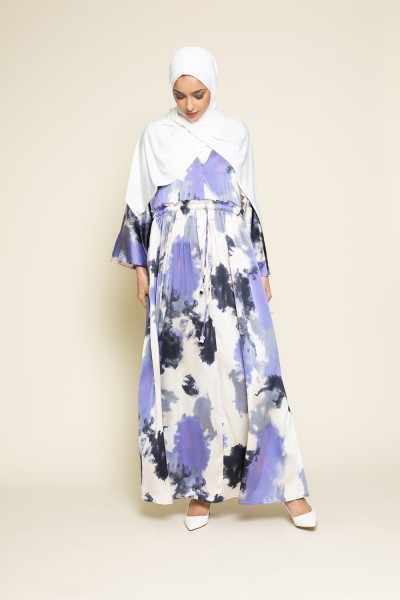 Wide-sleeved flared dress with blue print