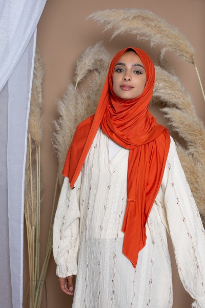 Weicher Luxus-Jersey-Hijab, bereit zum Binden in Orange