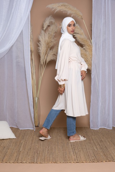 Long flared shirt with beige balloon sleeves