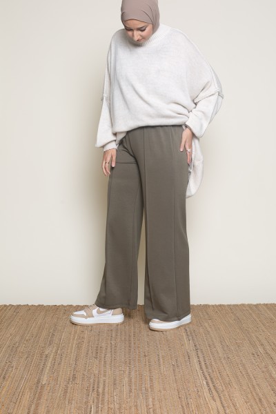 Wide casual khaki pants