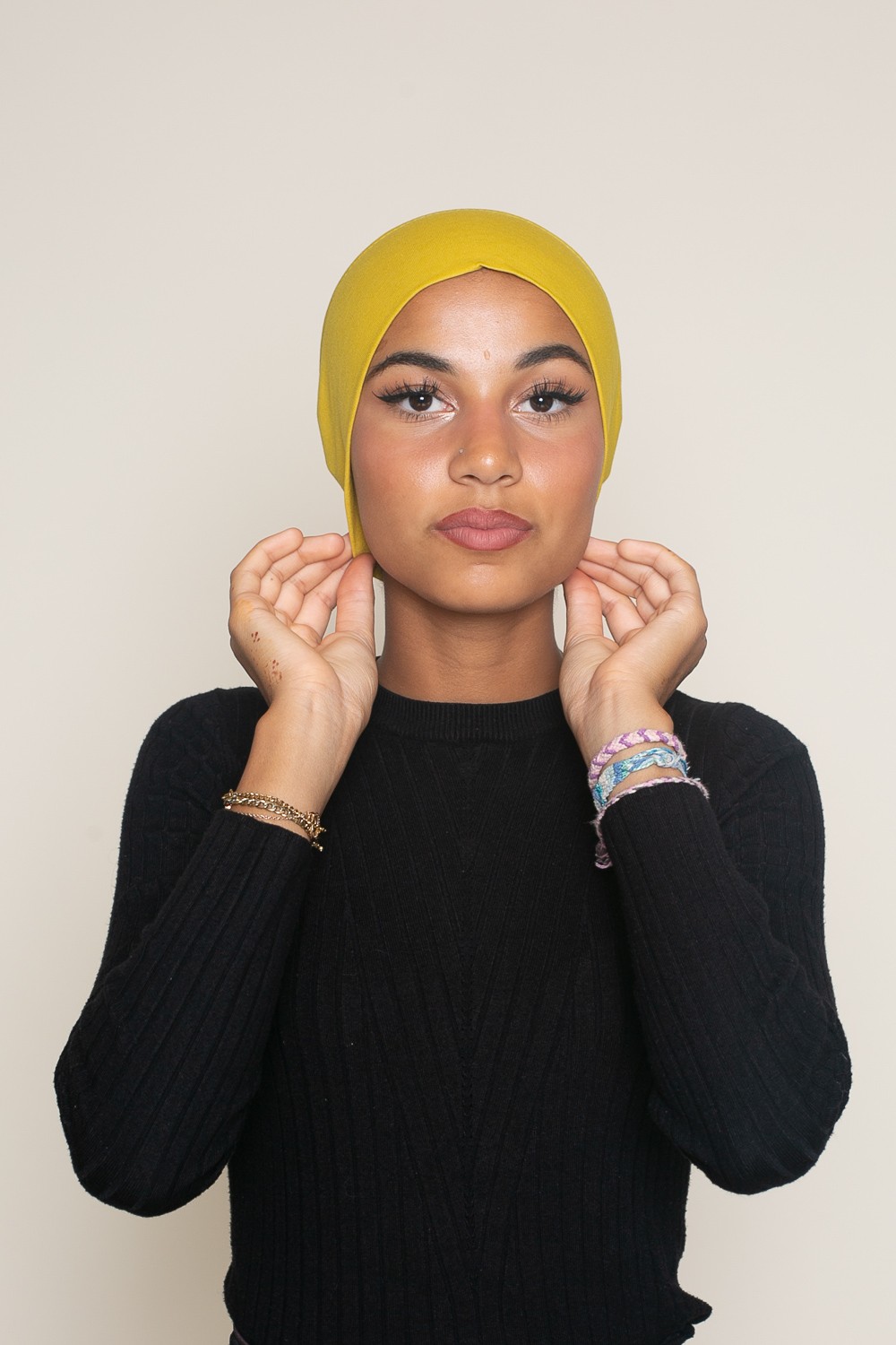 Bonnet tube sous hijab blanc