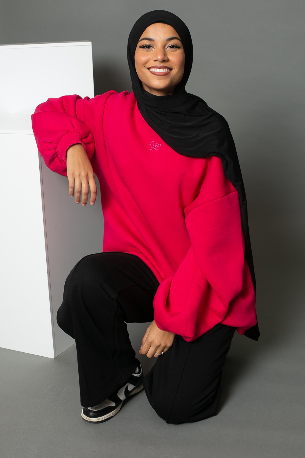 Maxi Salam sweatshirt with fuchsia balloon sleeves