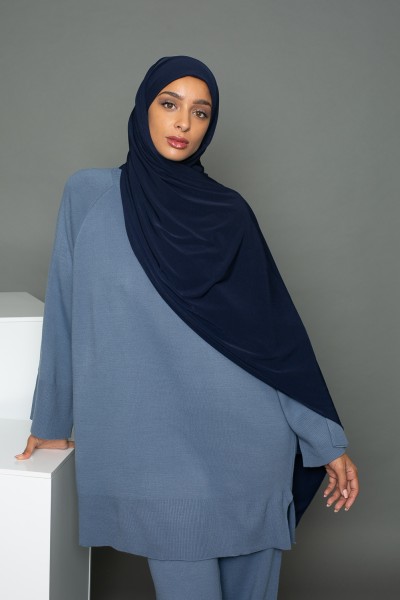 Hochwertiger, fertig zum Binden bestehender Hijab aus dunkelblauem Sandy-Jersey