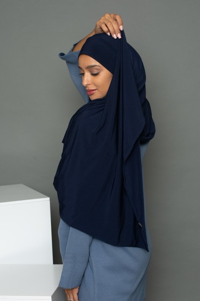Hochwertiger, fertig zum Binden bestehender Hijab aus dunkelblauem Sandy-Jersey