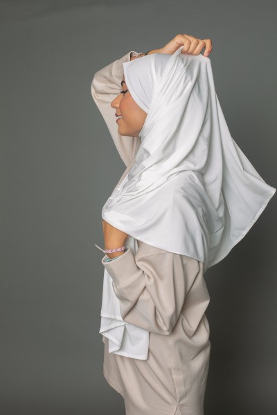 Hiyab premium listo para atar Sandy jersey blanquecino