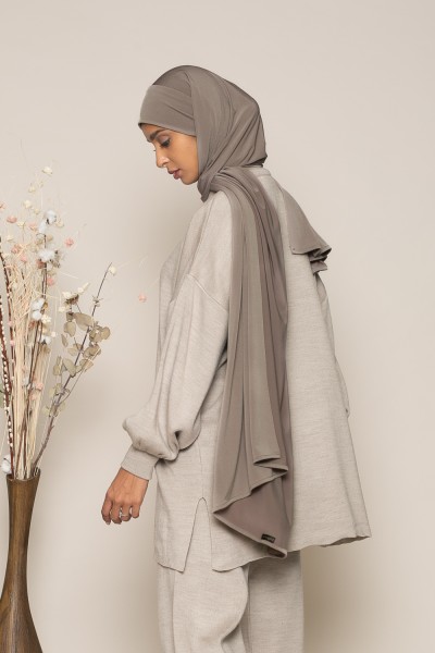 Premium ready-to-tie hijab Sandy taupe jersey