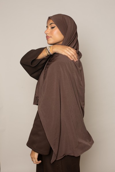 Hijab bereit zum Binden aus hochwertigem Sandy-Jersey in Schokoladenbraun