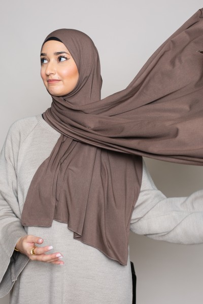 Hijab jersey lux soft taupe marrón