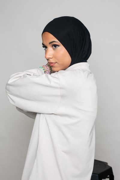 Black sports jersey hijab to tie