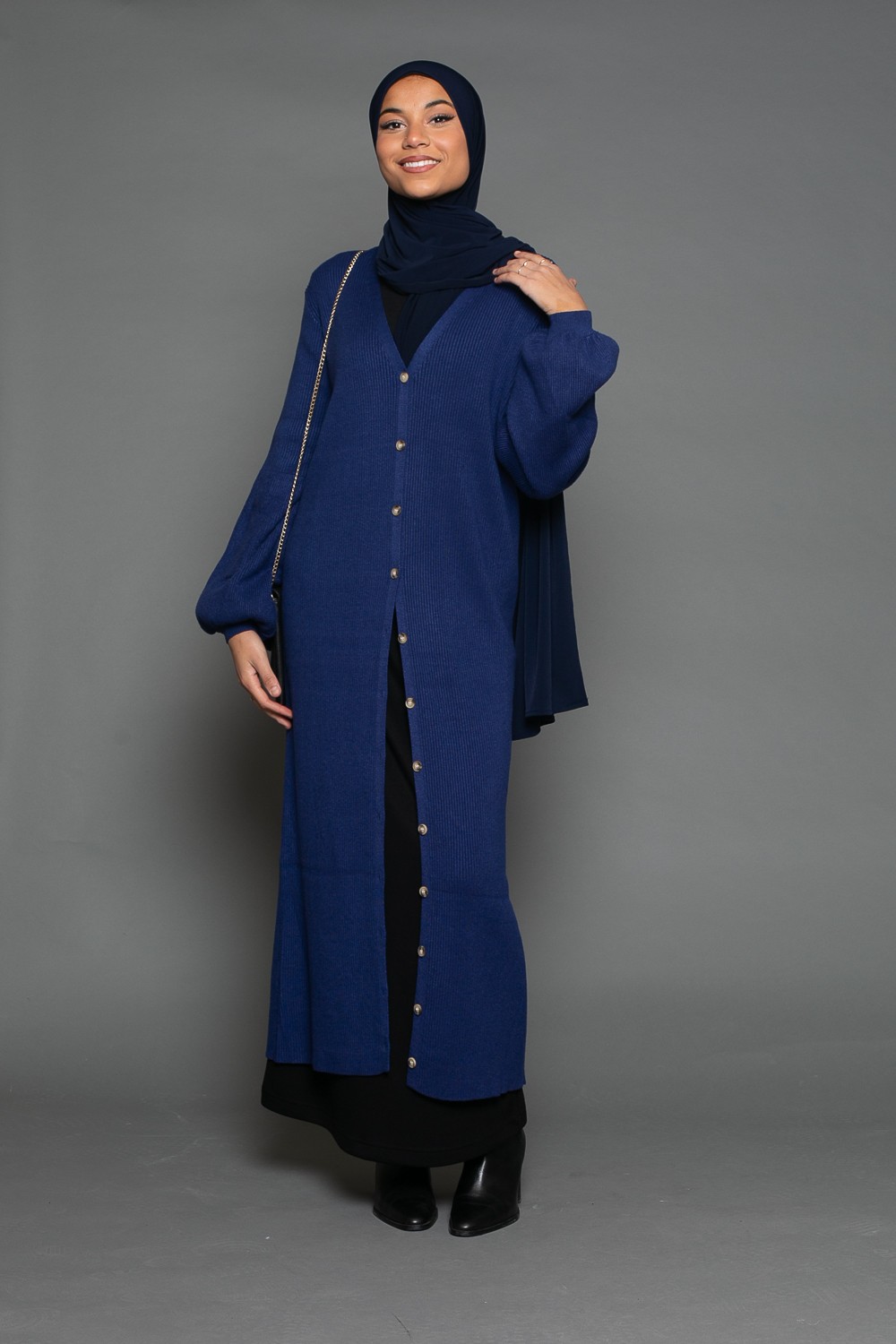 Gilet manche ballon bleu classe et chic pour femme musulmane moderne