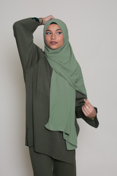 Pistazienfarbener Hijab aus Medina-Seide