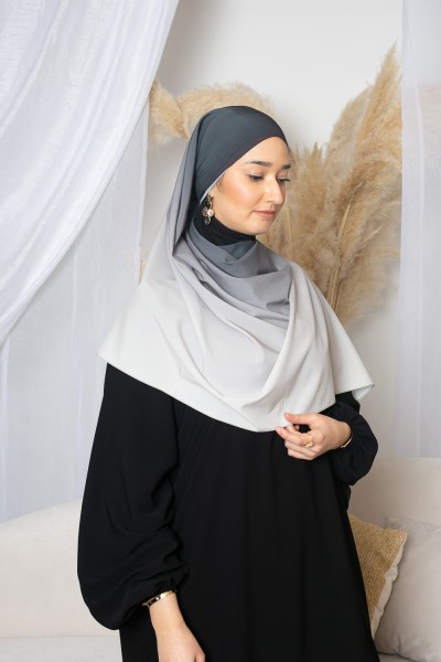 Schwarzgrauer Hijab mit Farbverlauf