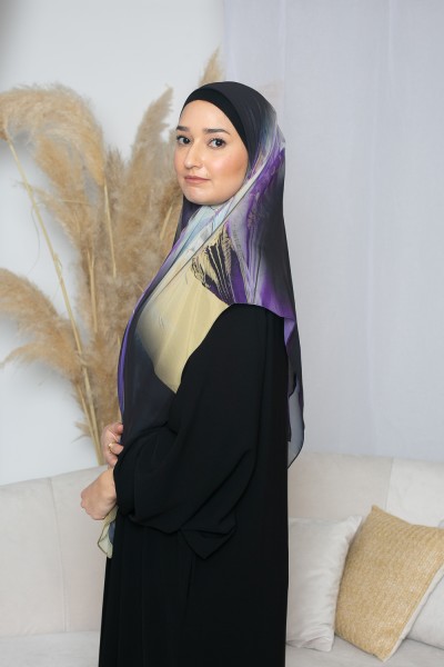 Quadratisch bedruckter Hijab mit Sonnenblume in Lila