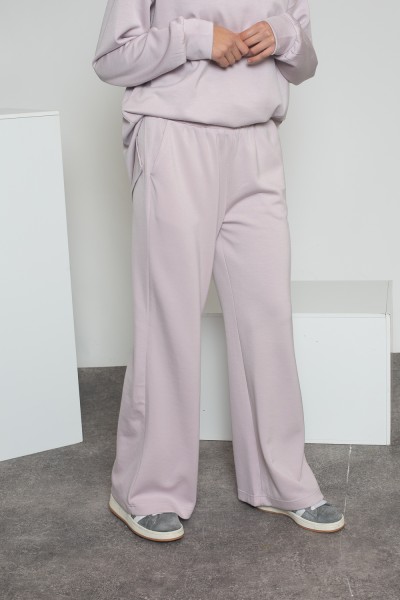 Pantalón ancho casual lila rosa simple.